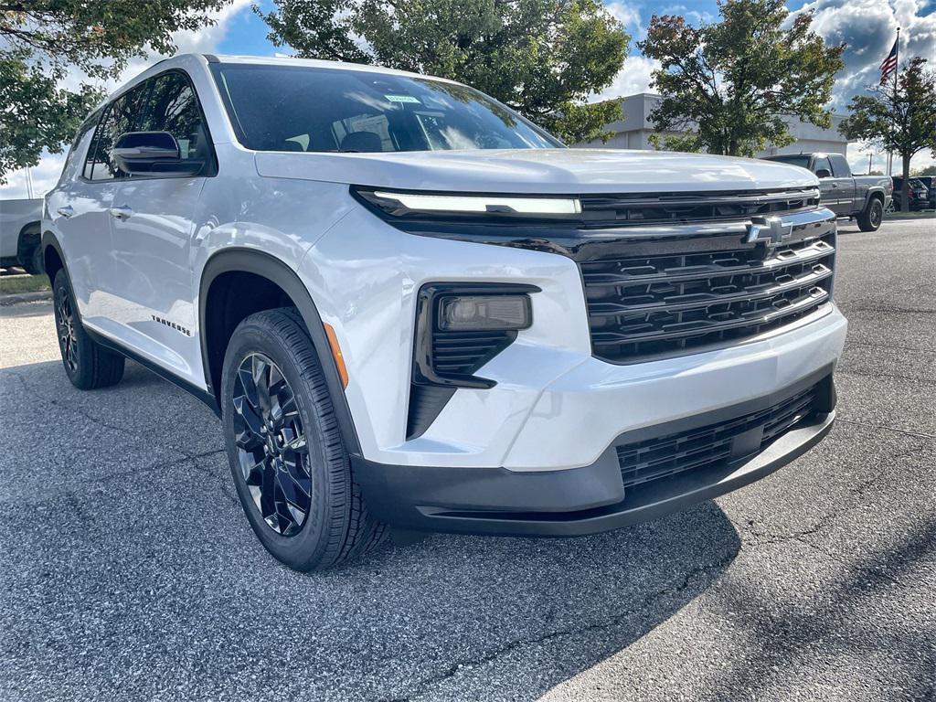 new 2026 Chevrolet Traverse car, priced at $41,557