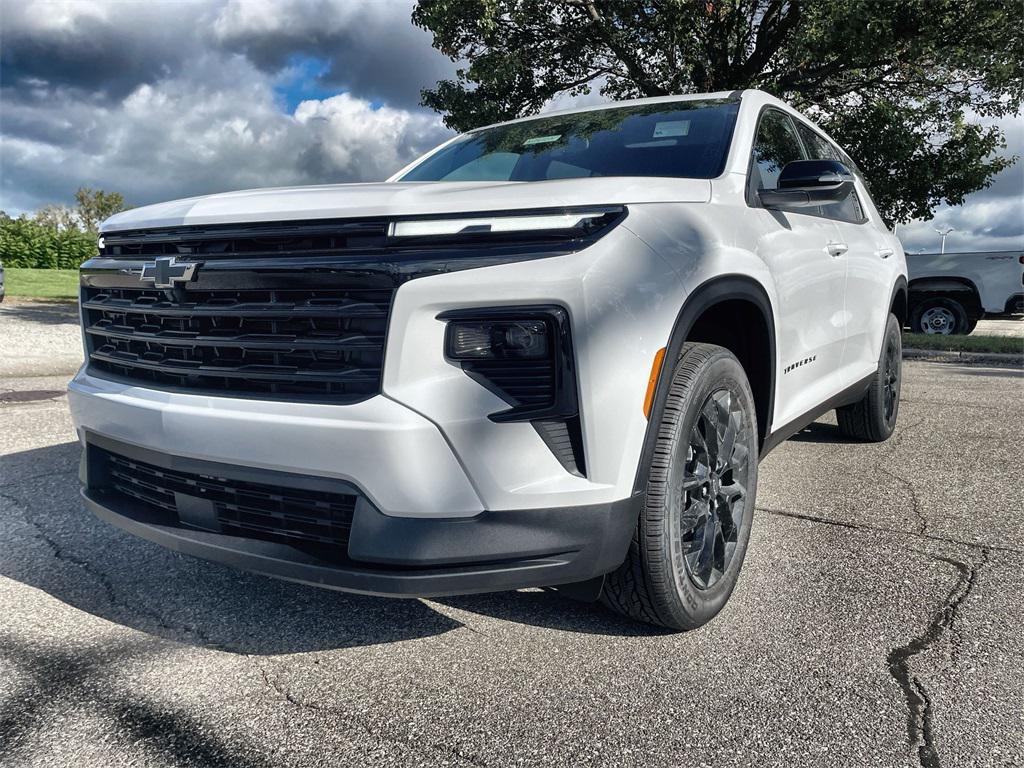 new 2026 Chevrolet Traverse car, priced at $41,557