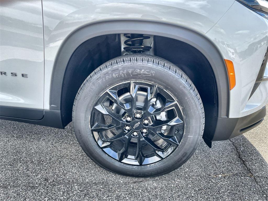 new 2026 Chevrolet Traverse car, priced at $41,557