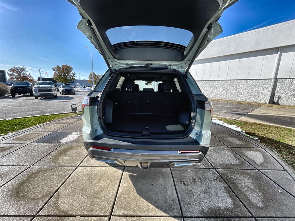 new 2026 Chevrolet Equinox car, priced at $36,835