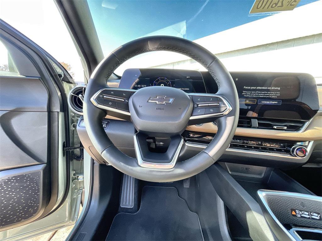 new 2026 Chevrolet Equinox car, priced at $36,835