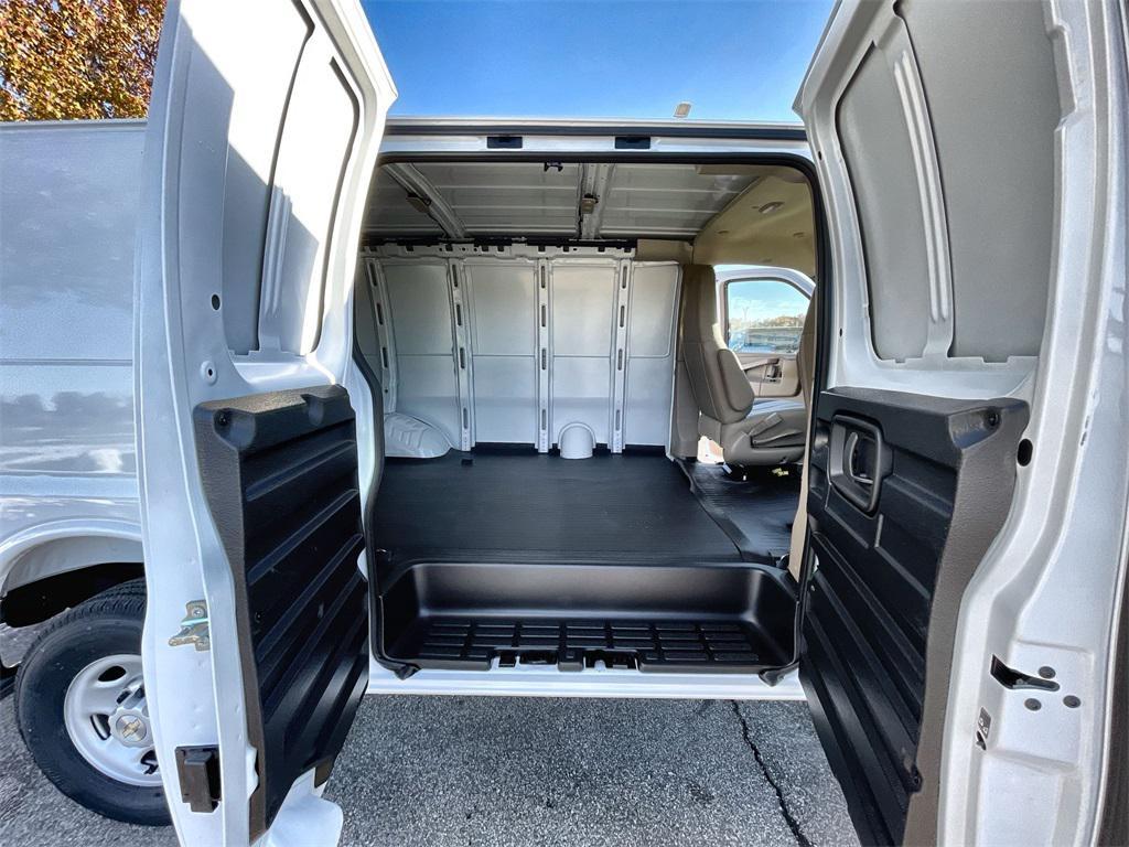 new 2025 Chevrolet Express 2500 car, priced at $39,836