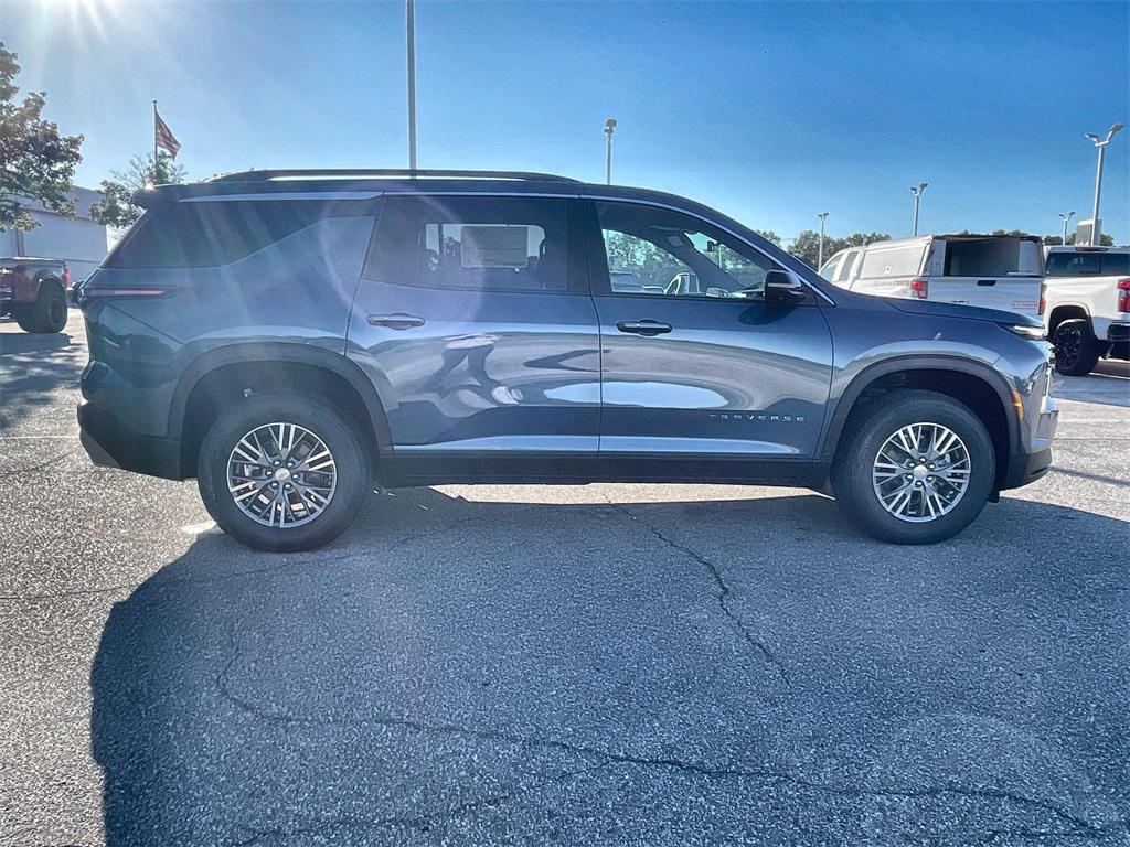 new 2026 Chevrolet Traverse car, priced at $44,141