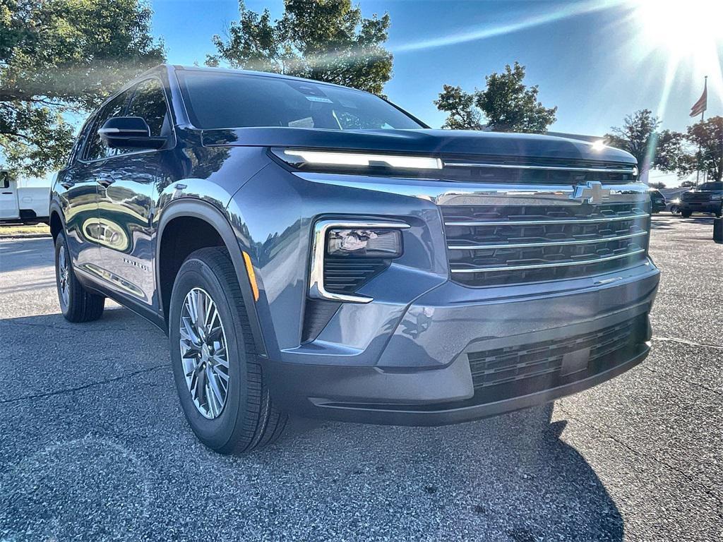 new 2026 Chevrolet Traverse car, priced at $44,141