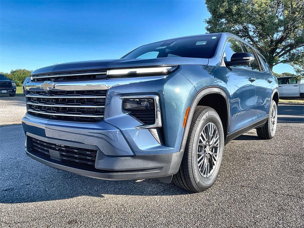 new 2026 Chevrolet Traverse car, priced at $44,141