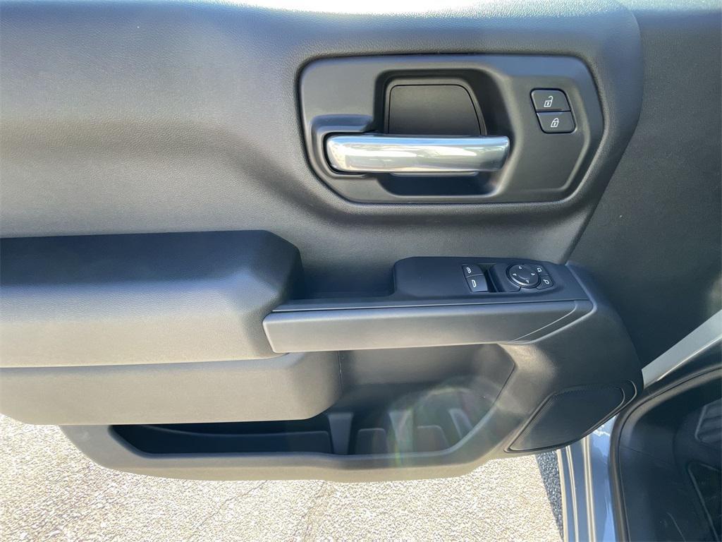 new 2026 Chevrolet Silverado 1500 car, priced at $38,999