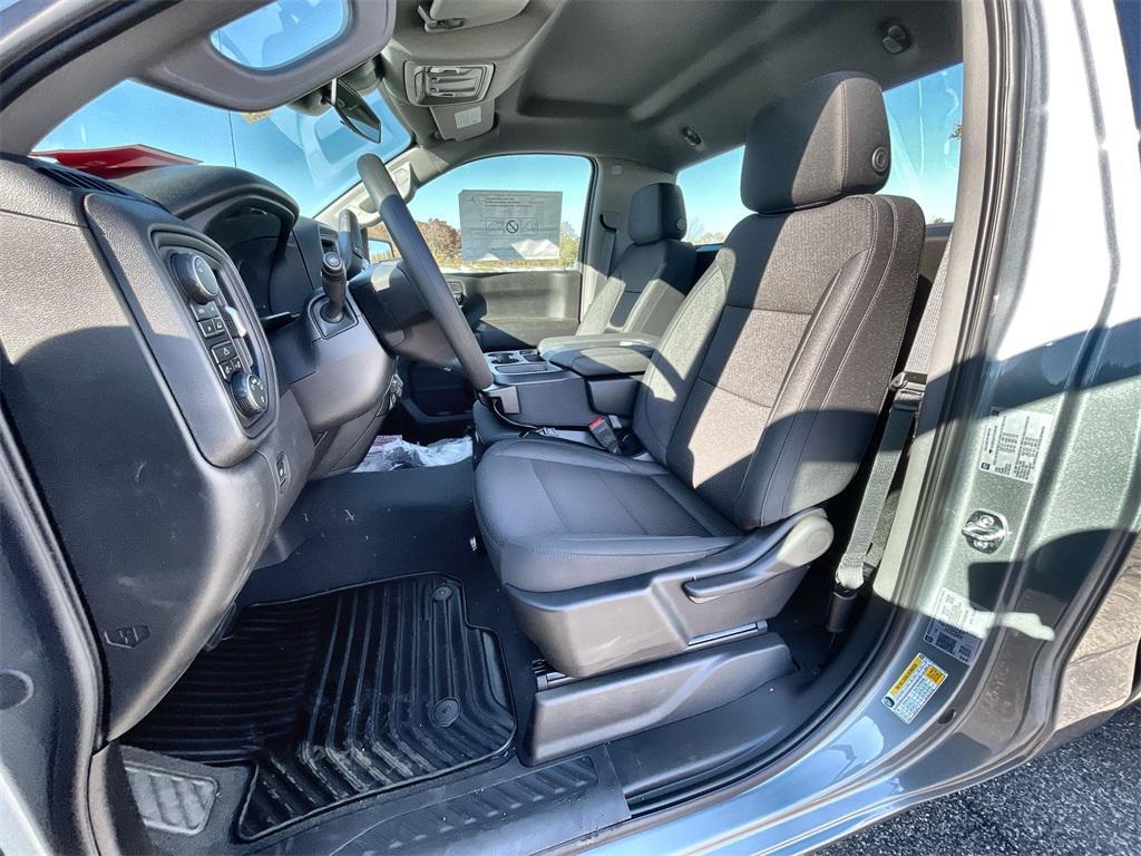 new 2026 Chevrolet Silverado 1500 car, priced at $38,999