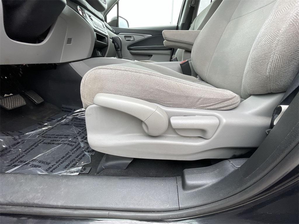 used 2020 Honda Pilot car, priced at $17,500