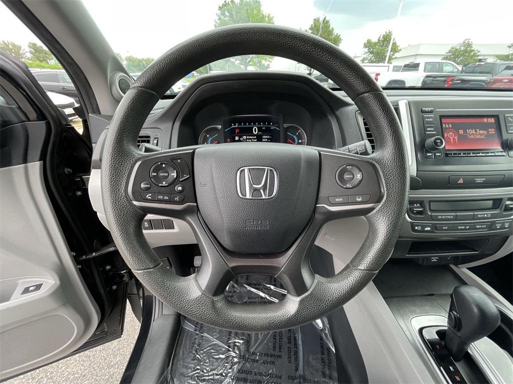 used 2020 Honda Pilot car, priced at $17,500