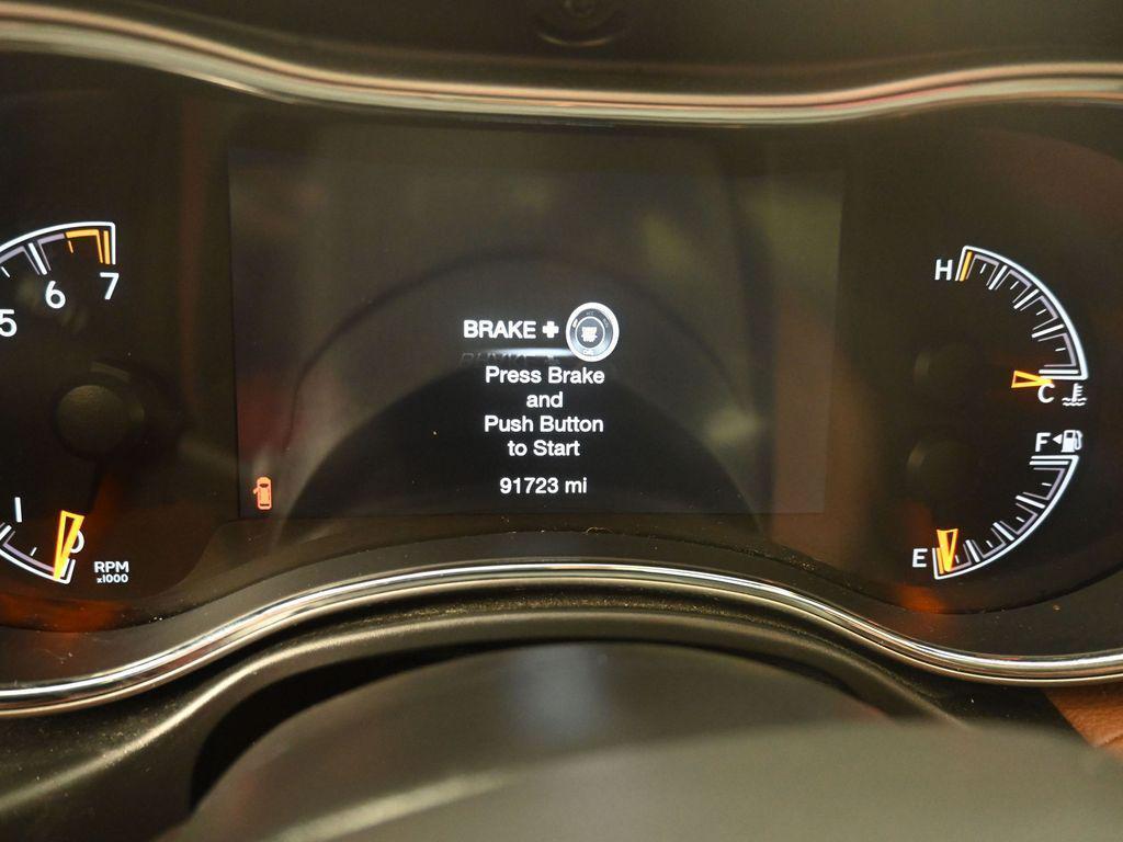 used 2021 Jeep Grand Cherokee car, priced at $23,498