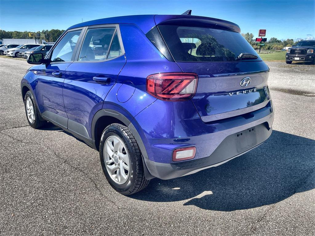used 2022 Hyundai Venue car, priced at $15,999