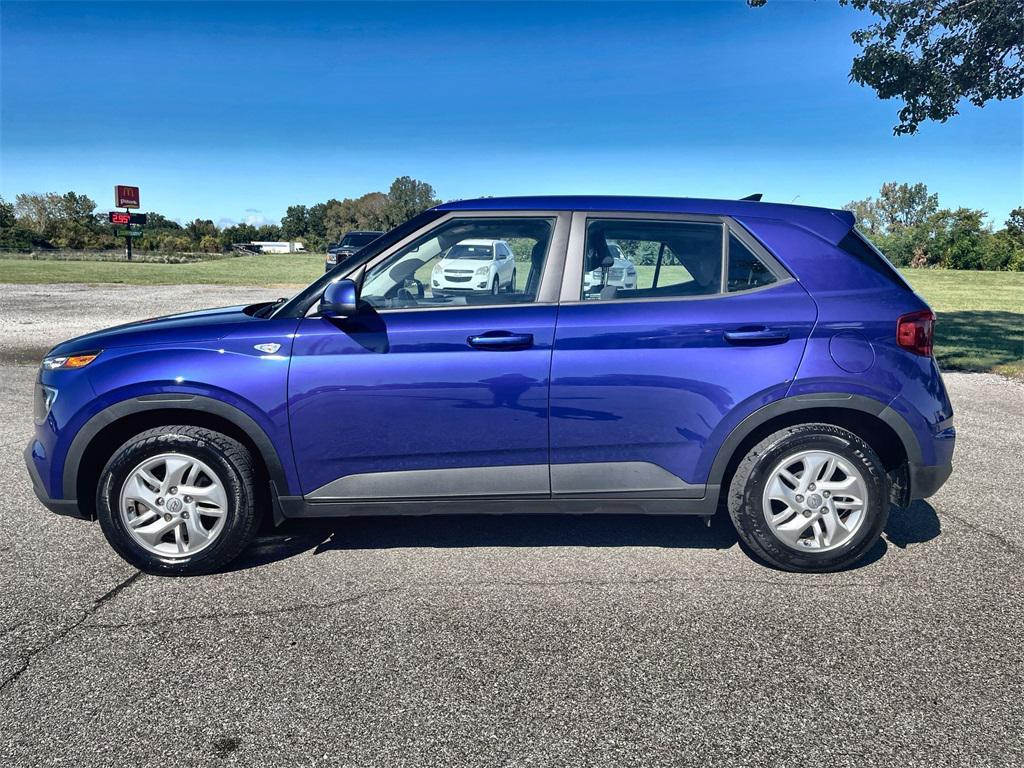 used 2022 Hyundai Venue car, priced at $15,999