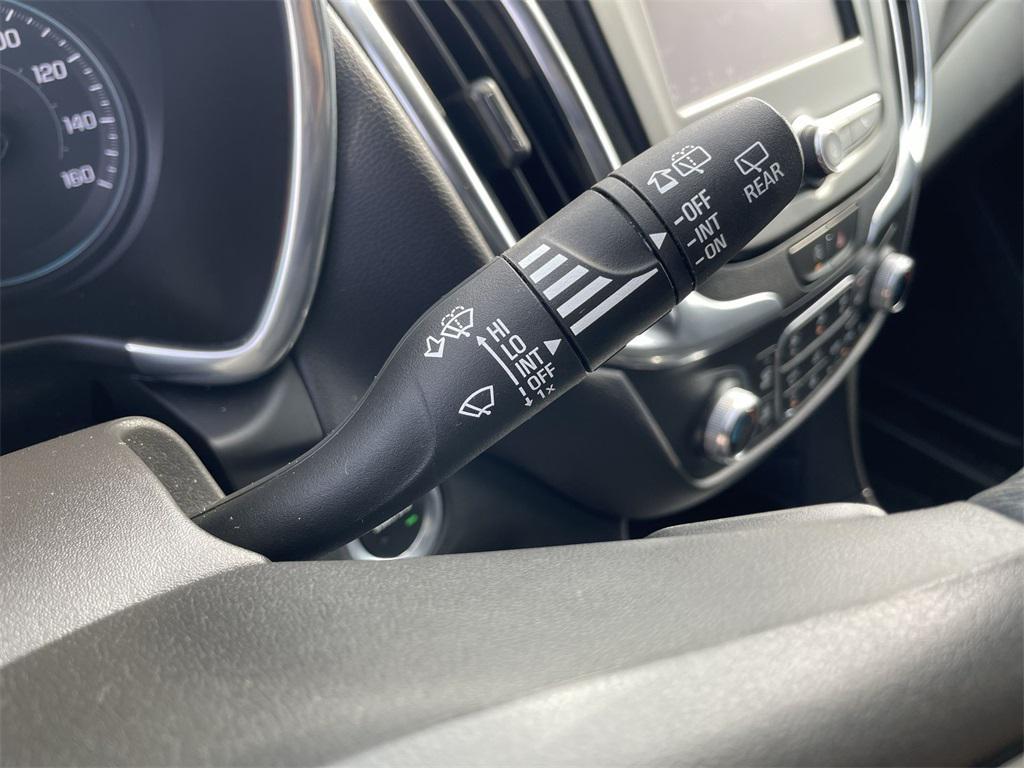 used 2022 Chevrolet Equinox car, priced at $17,499