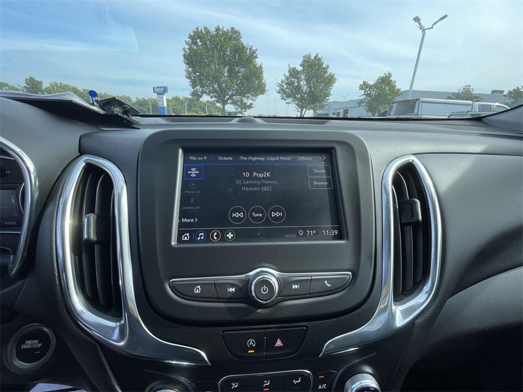 used 2022 Chevrolet Equinox car, priced at $17,499