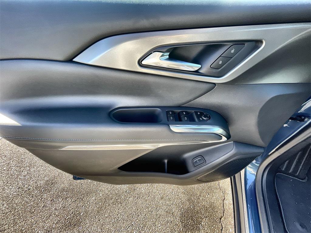 new 2026 Chevrolet Traverse car, priced at $44,781