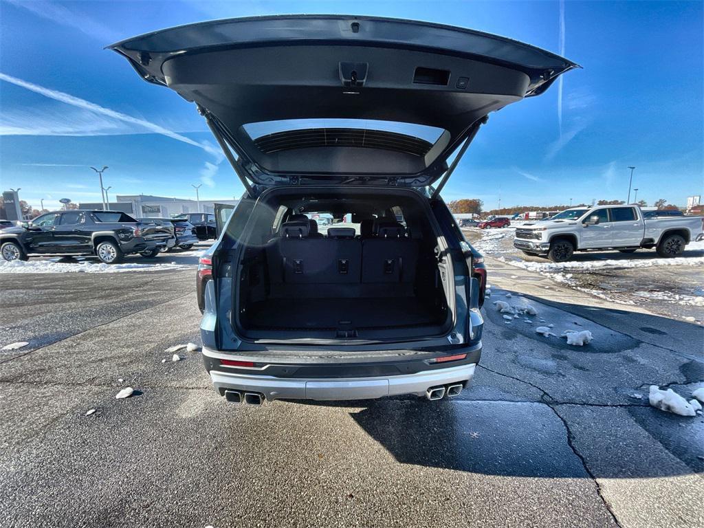 new 2026 Chevrolet Traverse car, priced at $44,781