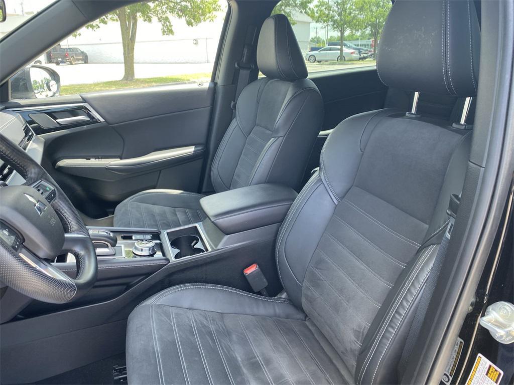used 2023 Mitsubishi Outlander car, priced at $24,781