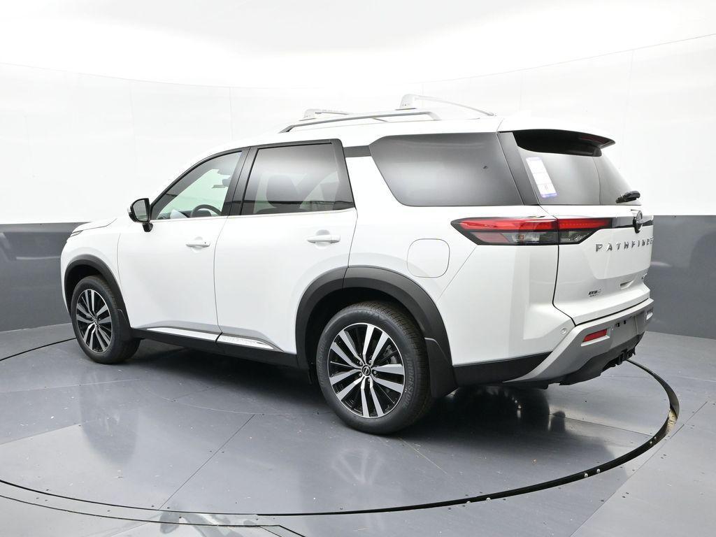new 2025 Nissan Pathfinder car, priced at $51,935