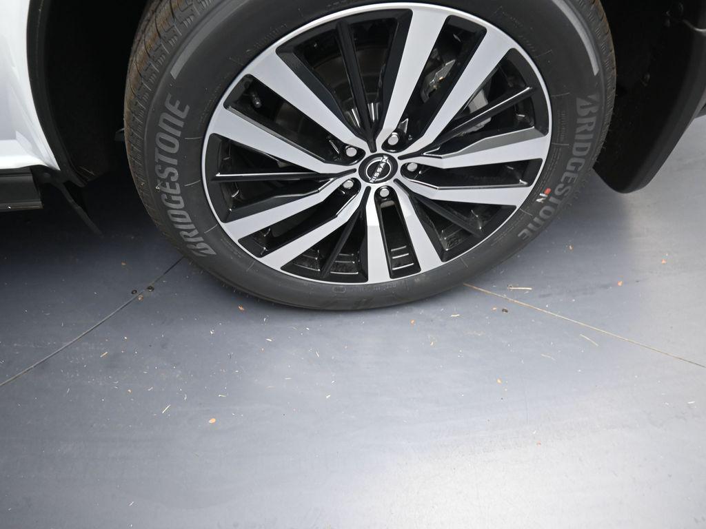 new 2025 Nissan Pathfinder car, priced at $51,935