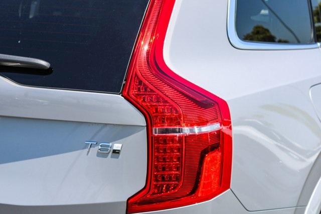 new 2025 Volvo XC90 car, priced at $75,039