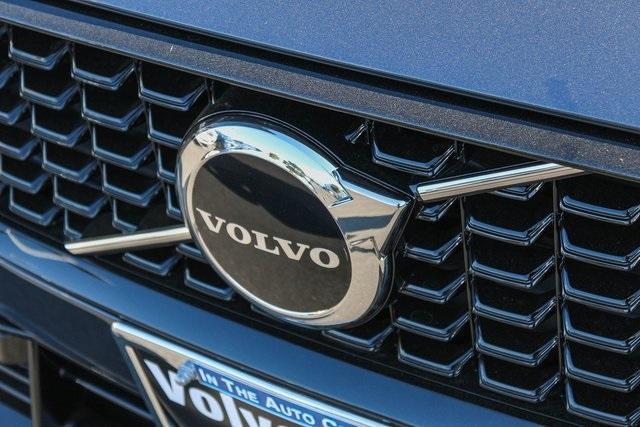 new 2025 Volvo S60 car, priced at $43,954