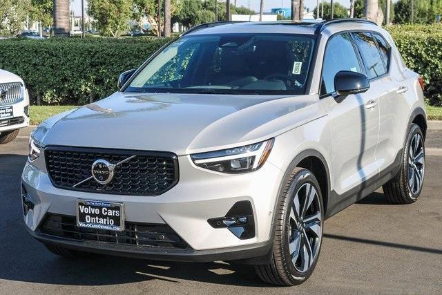 new 2025 Volvo XC40 car, priced at $49,407