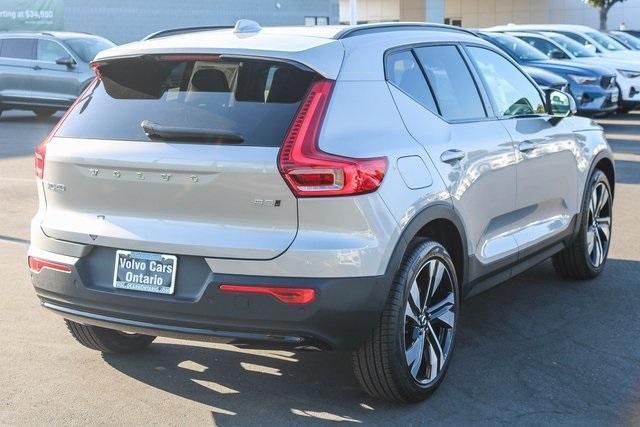 new 2025 Volvo XC40 car, priced at $49,407