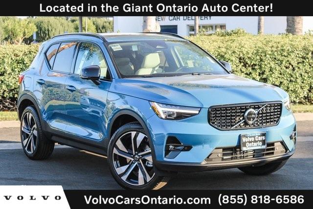 new 2025 Volvo XC40 car, priced at $49,407