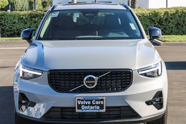 new 2025 Volvo XC40 car, priced at $50,110