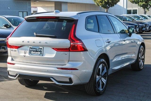 new 2025 Volvo XC60 car, priced at $63,736