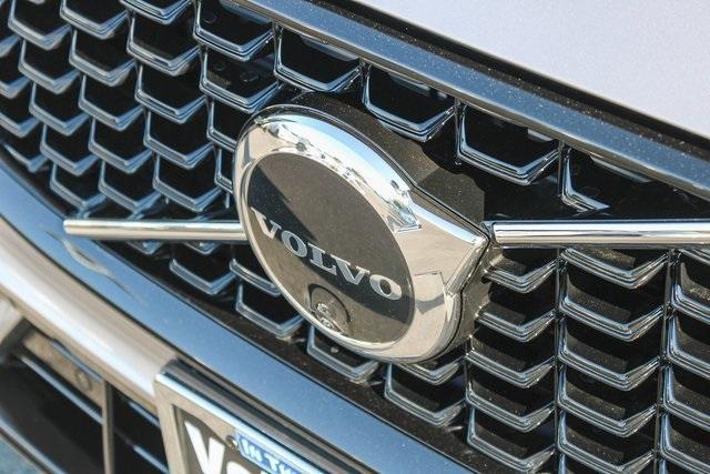 new 2025 Volvo XC60 car, priced at $65,272