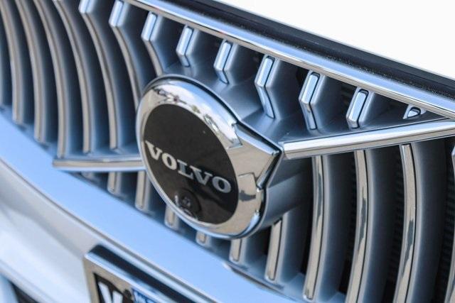 new 2024 Volvo XC90 car, priced at $61,829