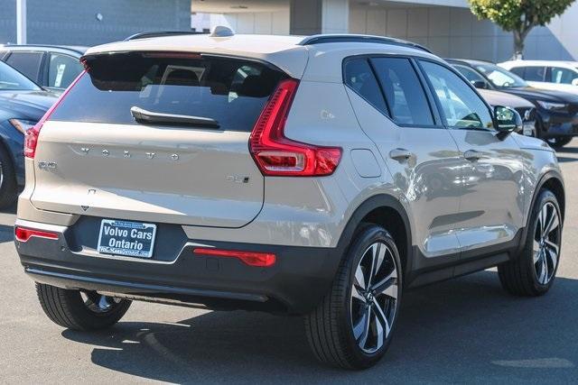 new 2025 Volvo XC40 car, priced at $49,407