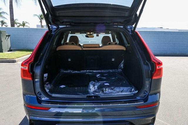 new 2025 Volvo XC60 car, priced at $58,798