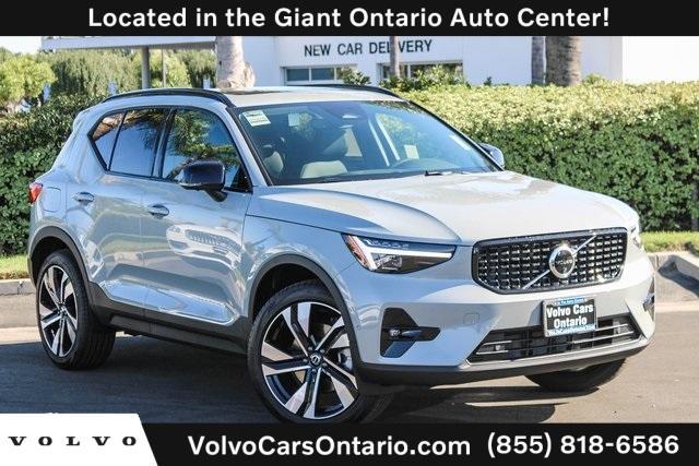 new 2025 Volvo XC40 car, priced at $49,767