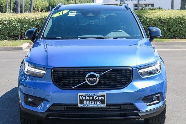 used 2021 Volvo XC40 car, priced at $30,400