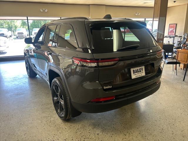 new 2025 Jeep Grand Cherokee car