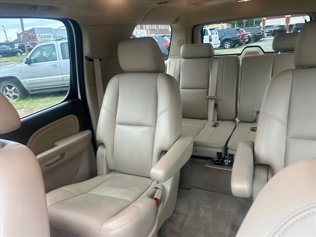 used 2014 GMC Yukon XL car, priced at $14,900