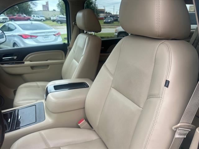 used 2014 GMC Yukon XL car, priced at $14,900