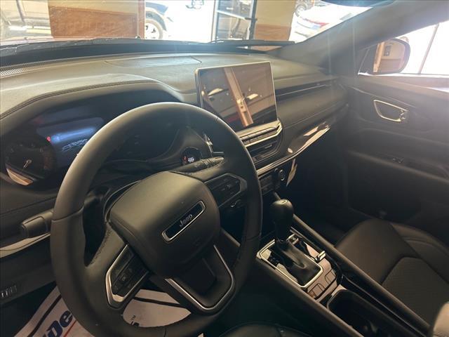 new 2025 Jeep Compass car, priced at $32,700