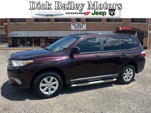 used 2012 Toyota Highlander car, priced at $11,900