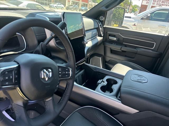 new 2025 Ram 3500 car
