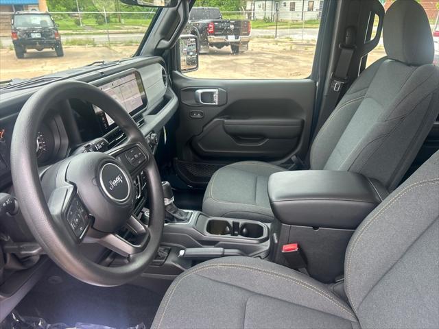 used 2025 Jeep Wrangler car