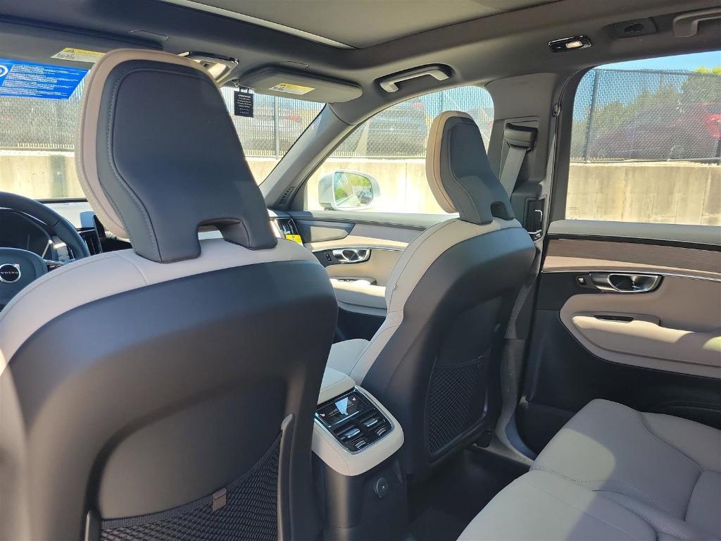 new 2025 Volvo XC90 Plug-In Hybrid car, priced at $78,805