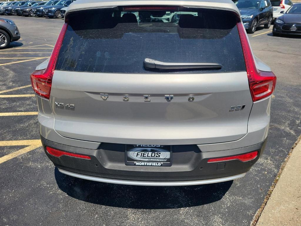 new 2025 Volvo XC40 car, priced at $52,015