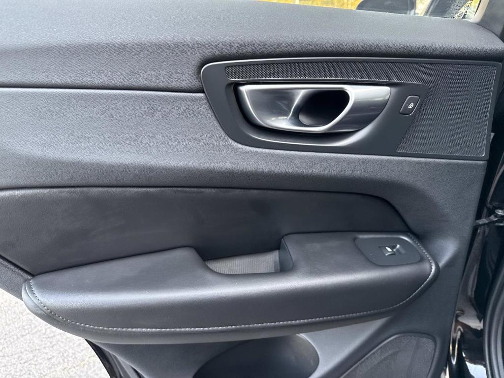 used 2025 Volvo XC60 car, priced at $39,991
