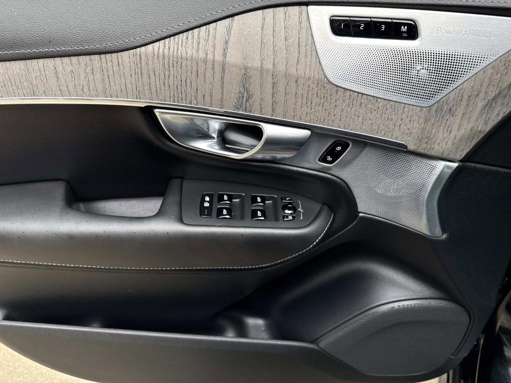 used 2023 Volvo XC90 Recharge Plug-In Hybrid car, priced at $49,382