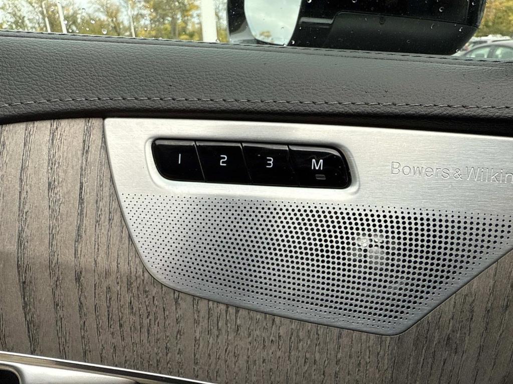 used 2023 Volvo XC90 Recharge Plug-In Hybrid car, priced at $49,382