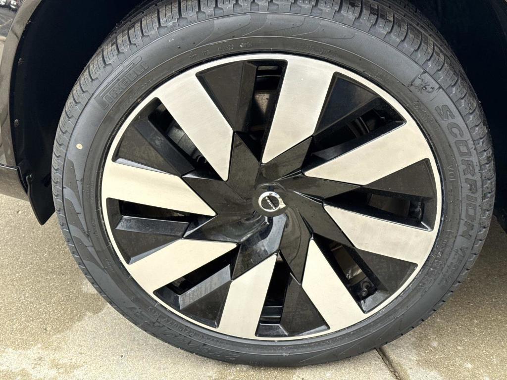 used 2023 Volvo XC90 Recharge Plug-In Hybrid car, priced at $49,382