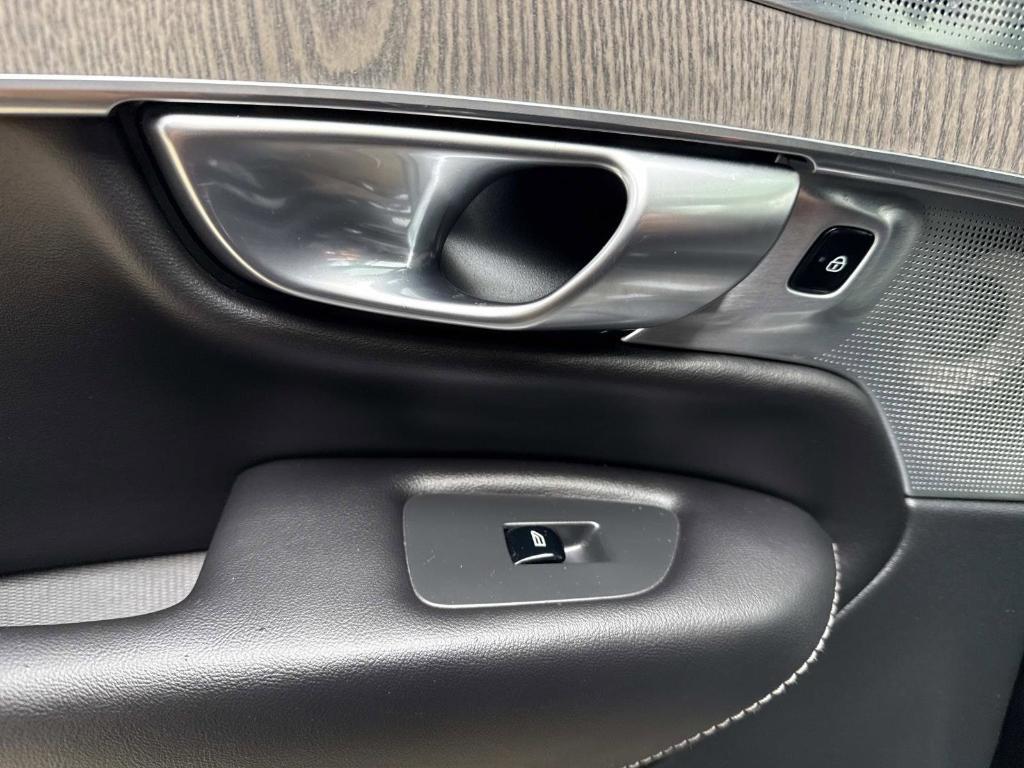 used 2023 Volvo XC90 Recharge Plug-In Hybrid car, priced at $49,382